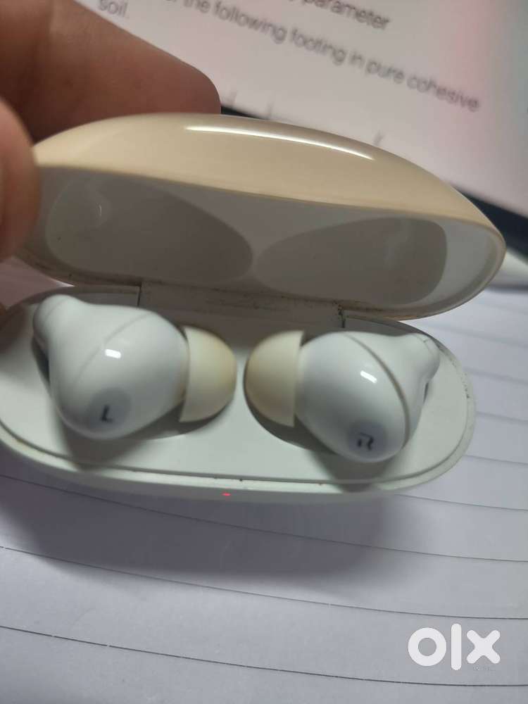 Oppo enco buds air 2 pro case