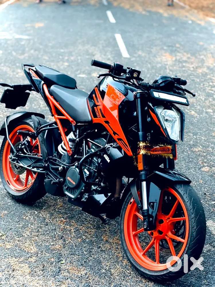 Ktm duke 200