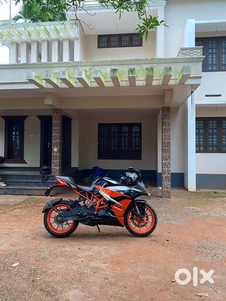 BS4 RC200 ABS Neat condition. Single owner