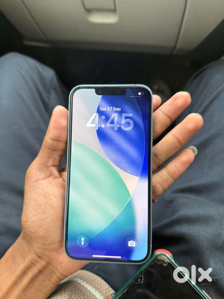 IPhone 14 128gb blue Mint Condition scratch less