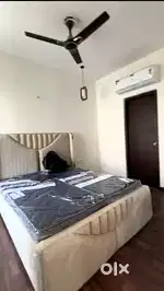 Male/female flatmate needed in a fully firnished 3bhk duplex flat