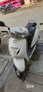 family vehicle single owner vehicle still it have 4 years validity