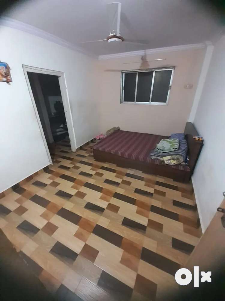 1bhk in old barrack on rent