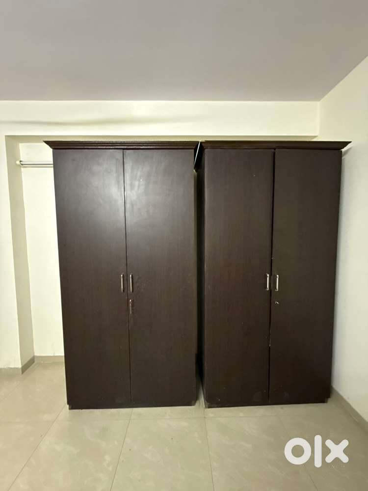 WOODEN WARDROBE DARK BROWN