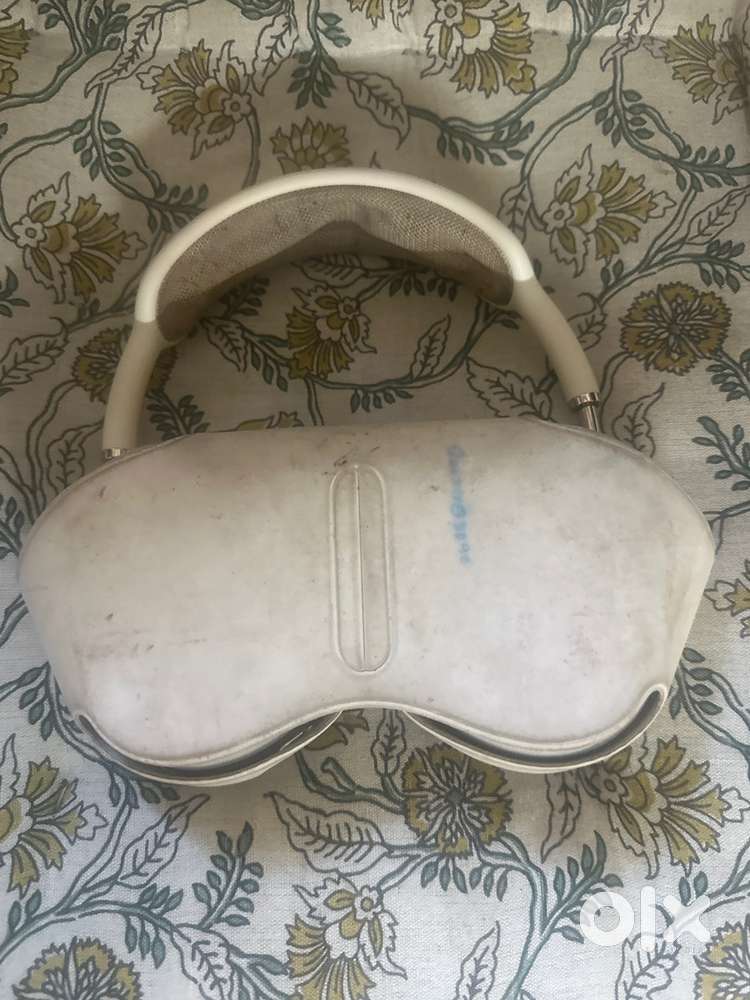 Aplle airpods max
