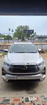 Toyota Innova Hycross 2.0 ZX Hybrid 7 STR, 2023, Electric