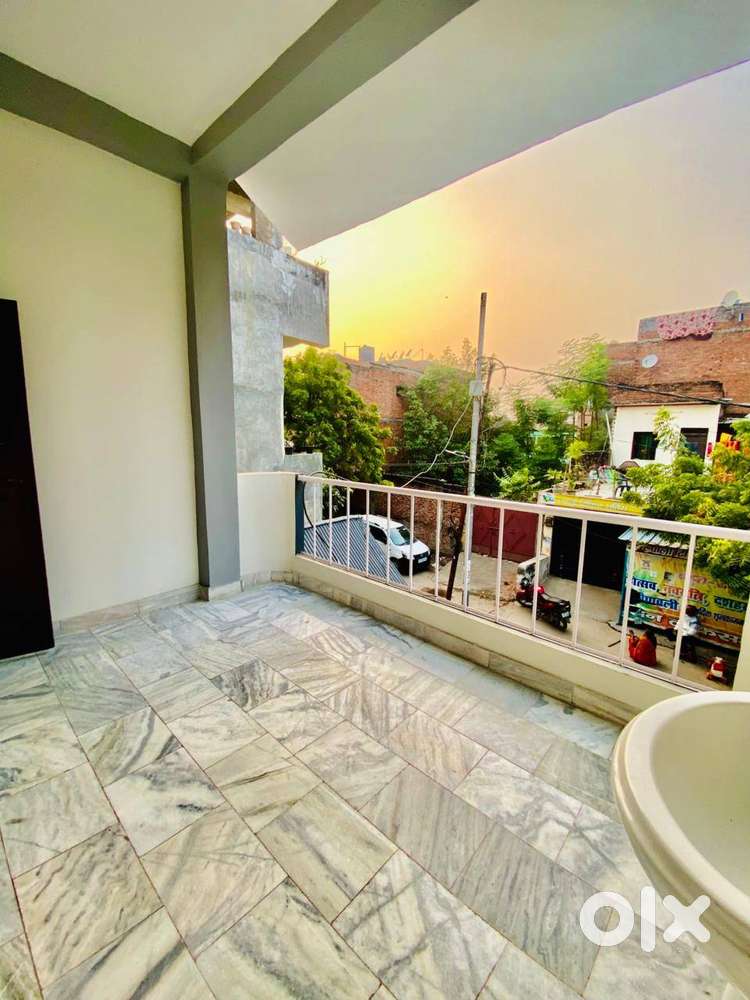 First Floor for Rent – Near Kalyanpur Crossing/Metro