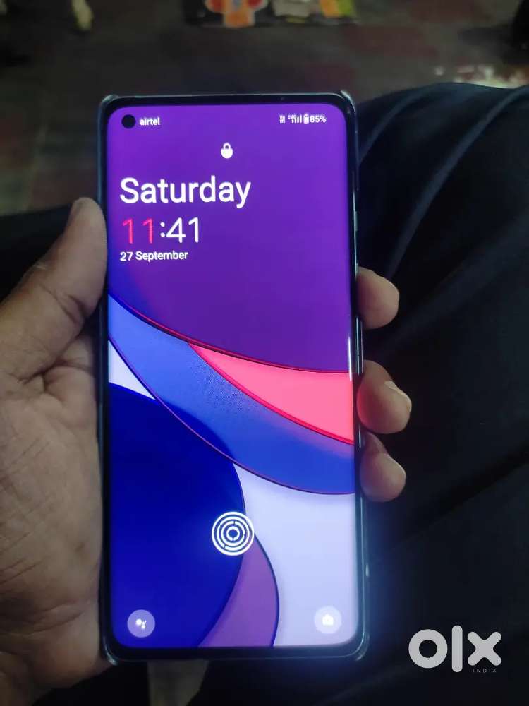 One plus 8 5G Phone Good condition one hand use phone complete phone