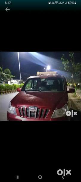 Self drive Car 8 Seater