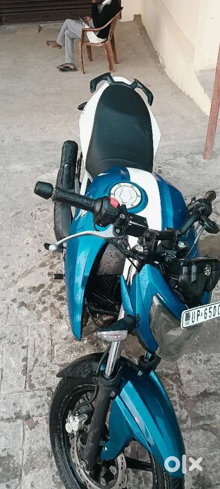 टीवी एस अपाची 160 4V न्यू कंडीशन45 से 50 कामाइलेज