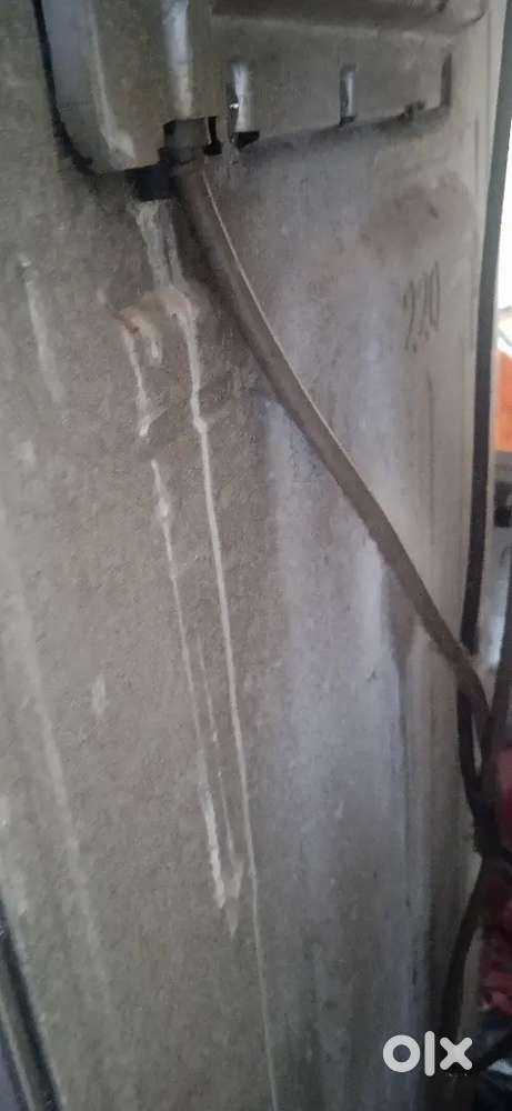 Fridge for sale only  no damage and no scrttches