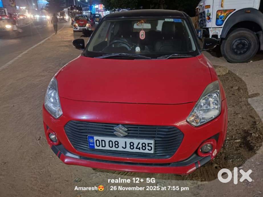 Maruti Suzuki Swift VXi + Manual, 2018, Petrol