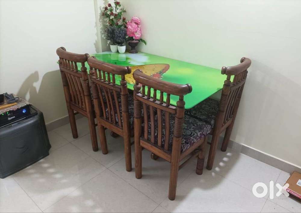 Dining Table with 6 seater Glass and 4 Chairs