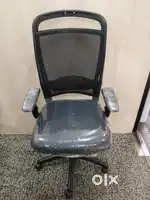 Refurbished office chair FEATHERLITE brand FULKRUM model available