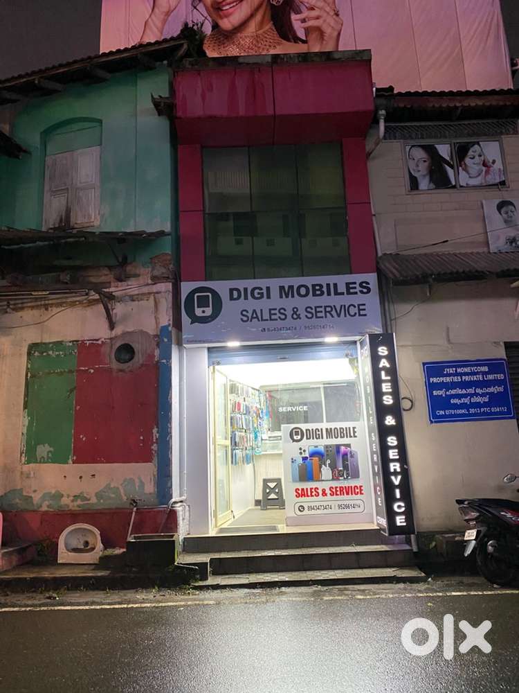 Mobile Shop for sale