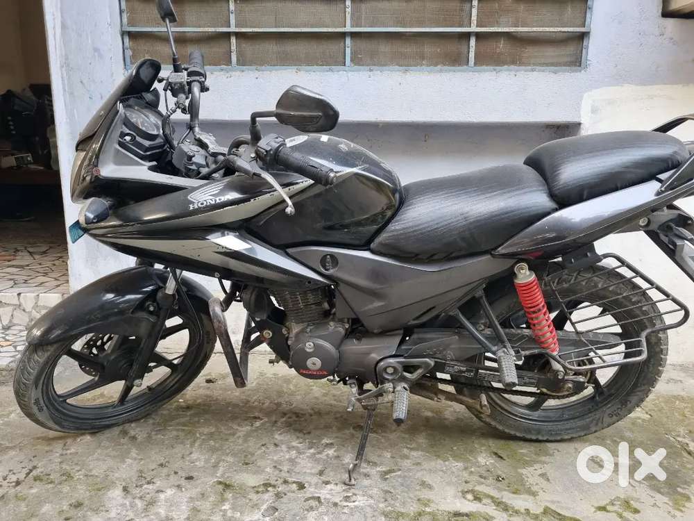 Gadi bhut ache condition me hai