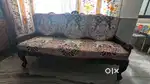 Urgently want to sell sofa
