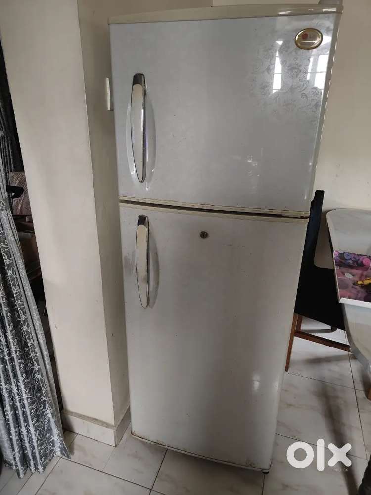 LG Double Door 282 GV Refrigerator For SALE