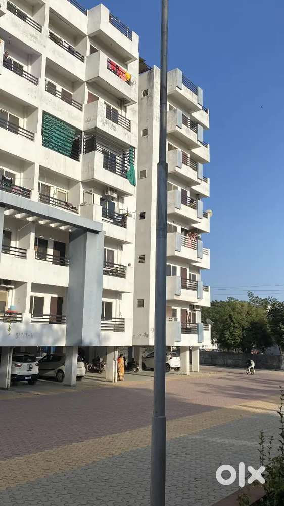 3BHK Flat for SALE ( 1st floor) 1145sqft near peoples mall , BMHRC