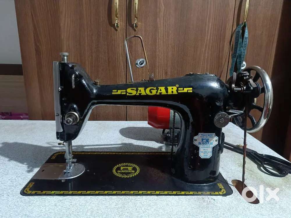 Sewing machine ( double machine)with electronic motor