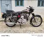 Old Royal Enfield Bullet 1976 model