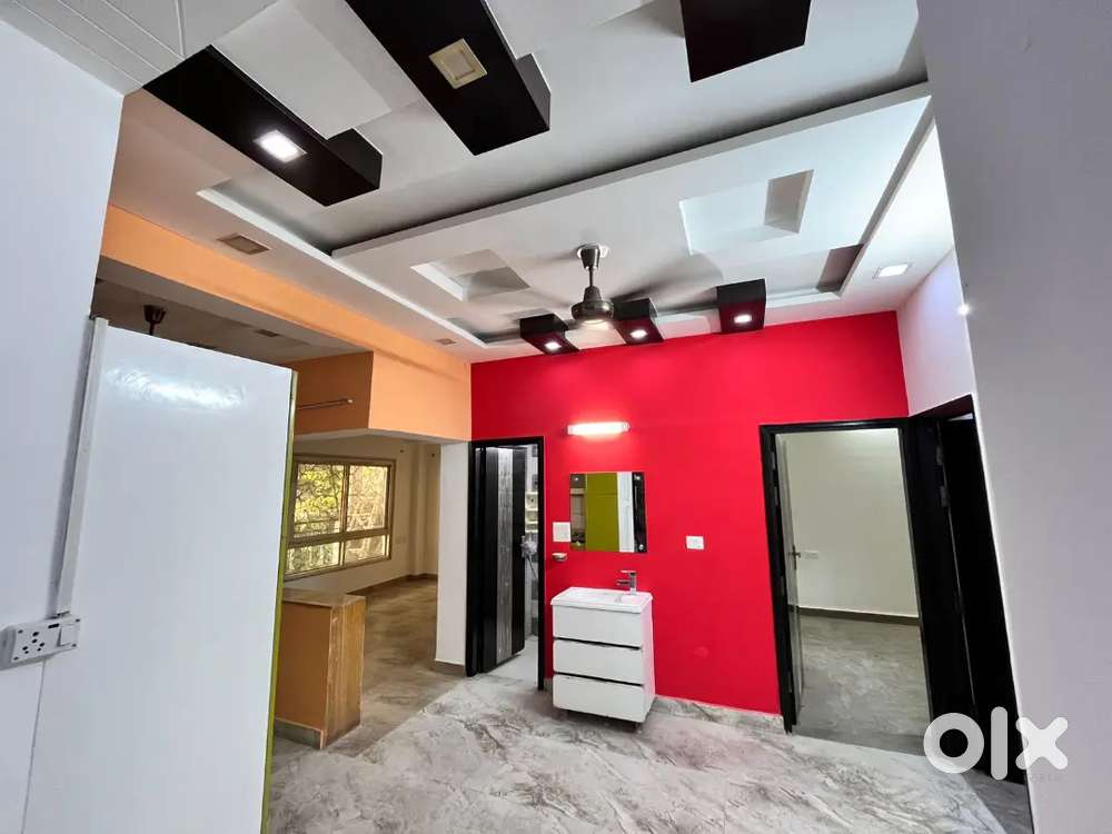 3•5 BHK SEMI FURNISHED, RENT -40 K