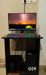 High quality Desktop setup (added table) PC