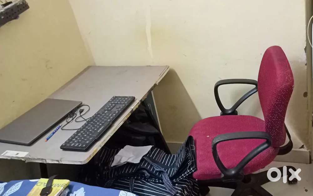 Study chair/ Office Chair