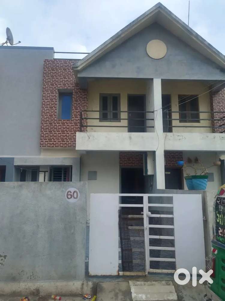 Ternaments with 3BHK and 3 attached washrooms ,parking and water bor .