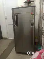 Whirlpool 184 litre fridge very good condition