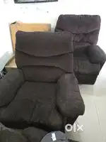 4 Manual recliners