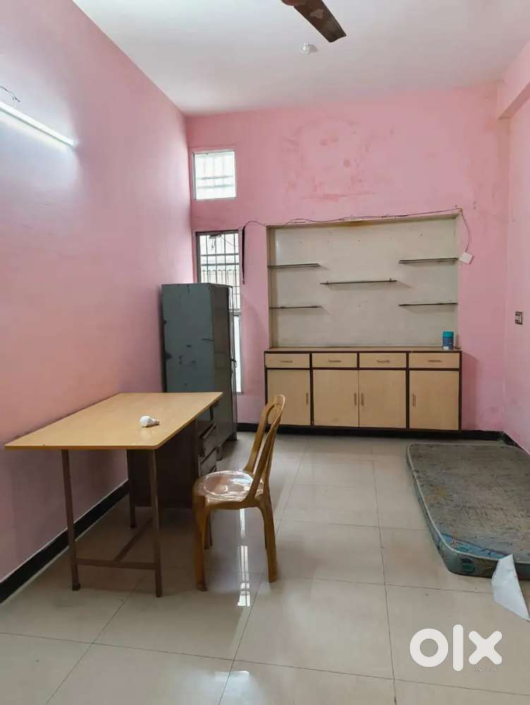 2 BHK HOUSE AVELABLE FOR RENT