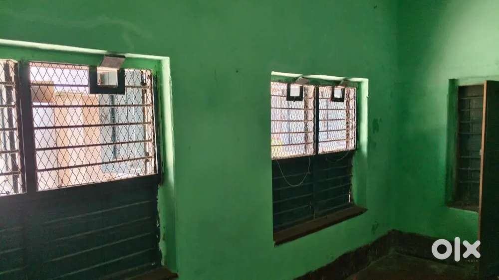 Own invidual house for rent on ground floor in Dum Dum Cantonment