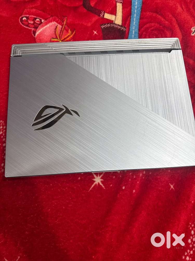 ASUS ROG g512 strix