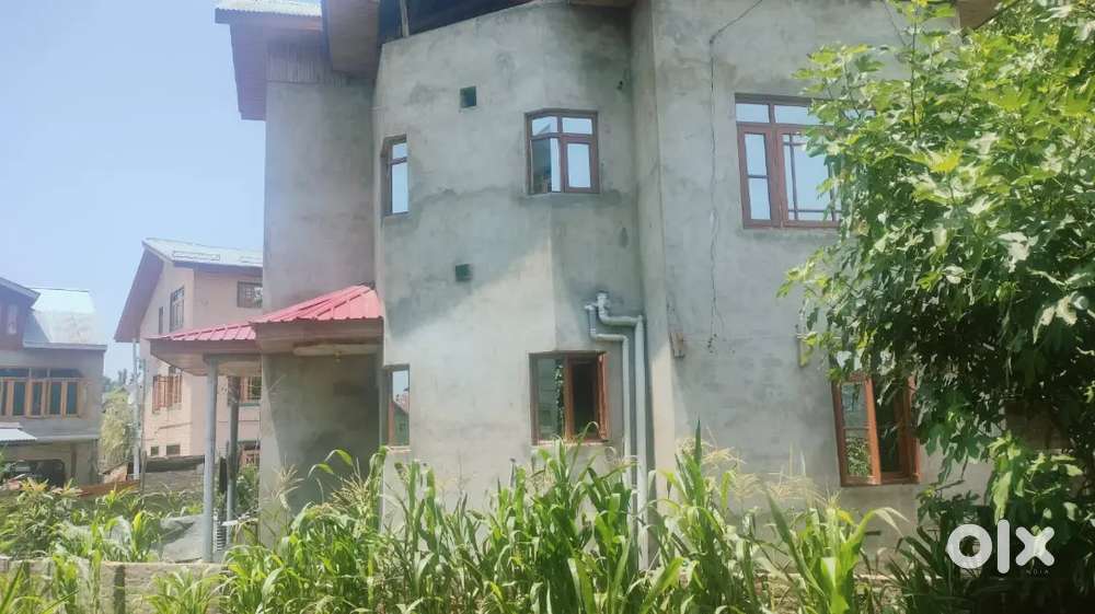 House on sale at rawalpora