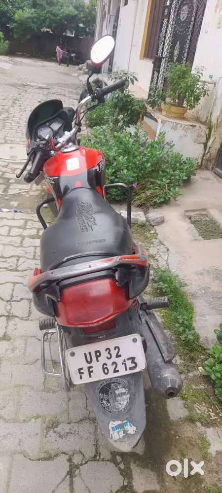 अच्छी कन्डीशन मोटरसाइकिल पैंशन प्रो