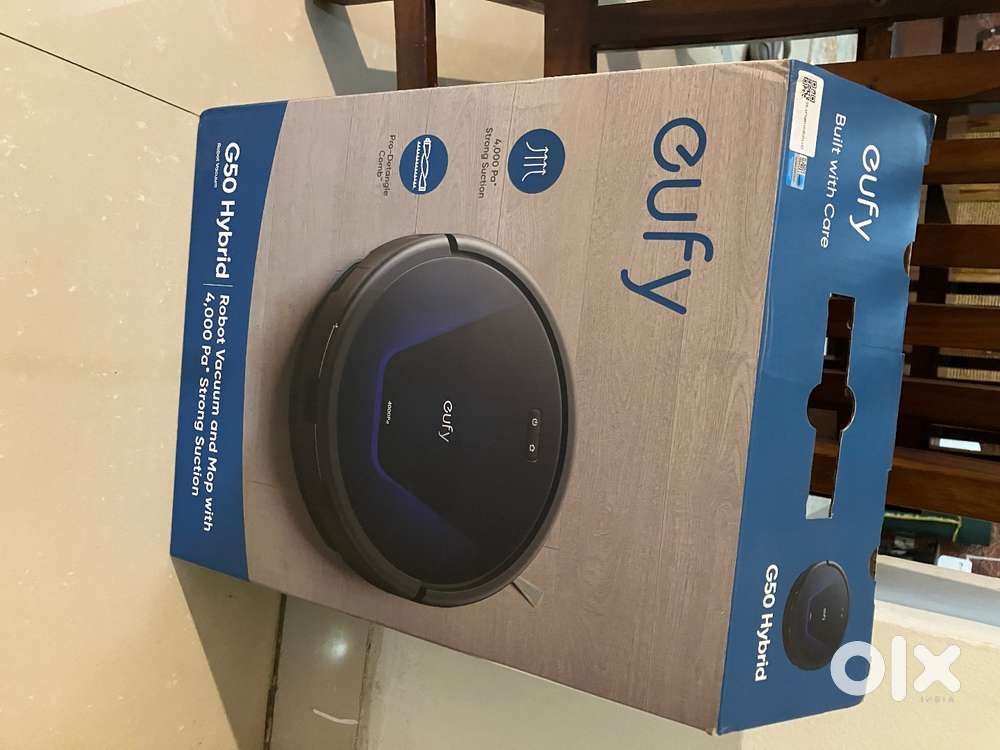Robot vacuum cleaner by Eufy