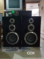 2.1stereo transmitter system with 2aiwa speaker and box