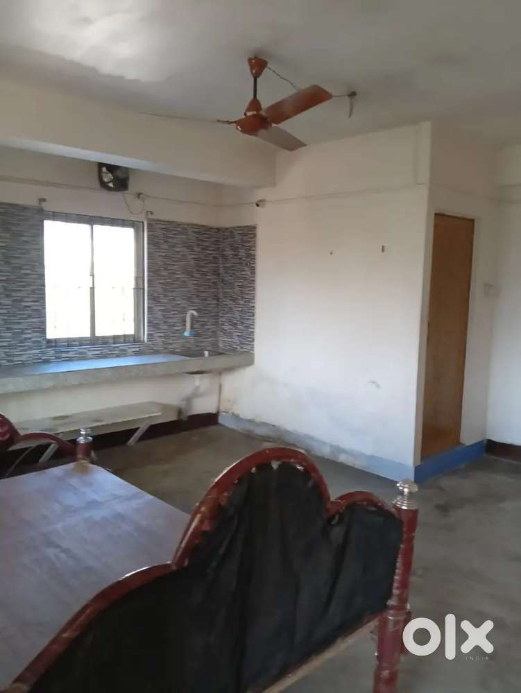 Single room,attached bathroom, kitchen