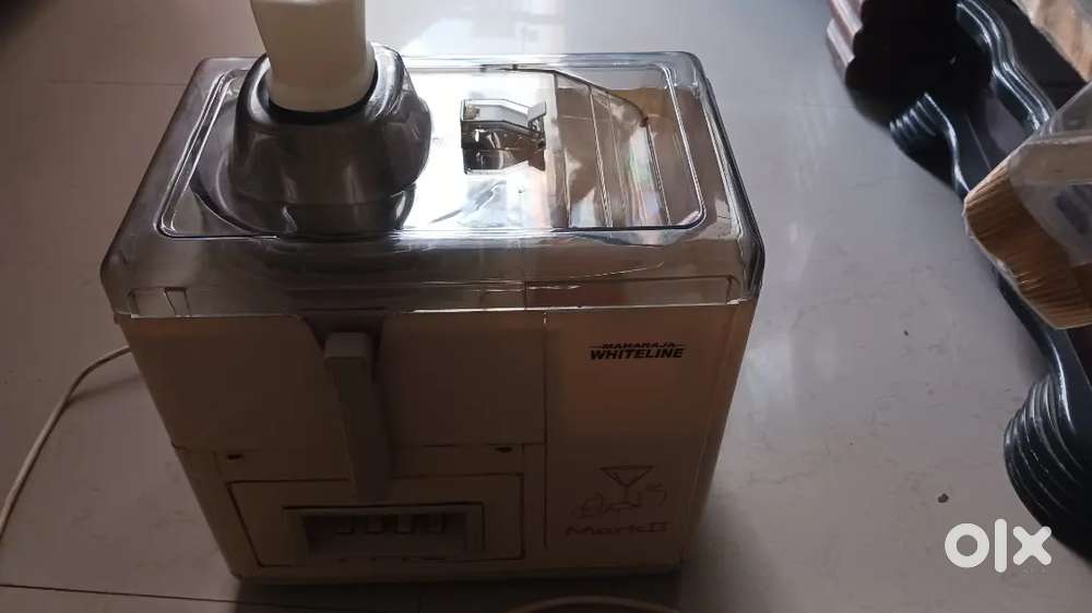 Juicer, Mixer and Grinder
