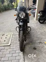 Royal Enfield- HIMALAYAN 411 CC - only 3500 km  driven