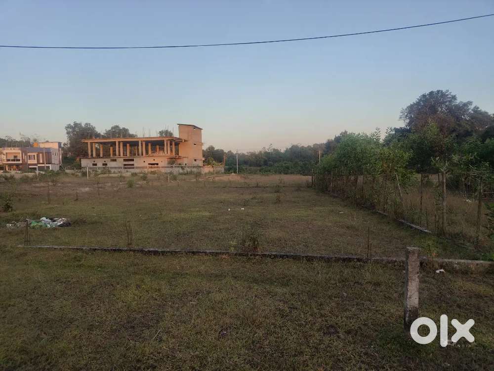 Near Ramkrishna Nagr medical College and Bypass road.Plot area-7,Kata