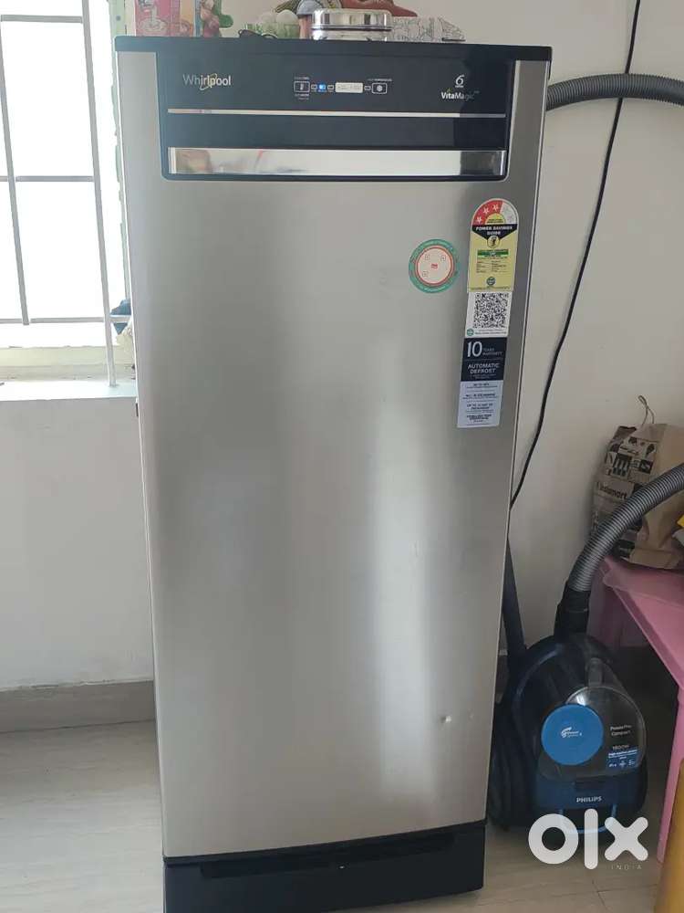 New auto defrost single door fridge