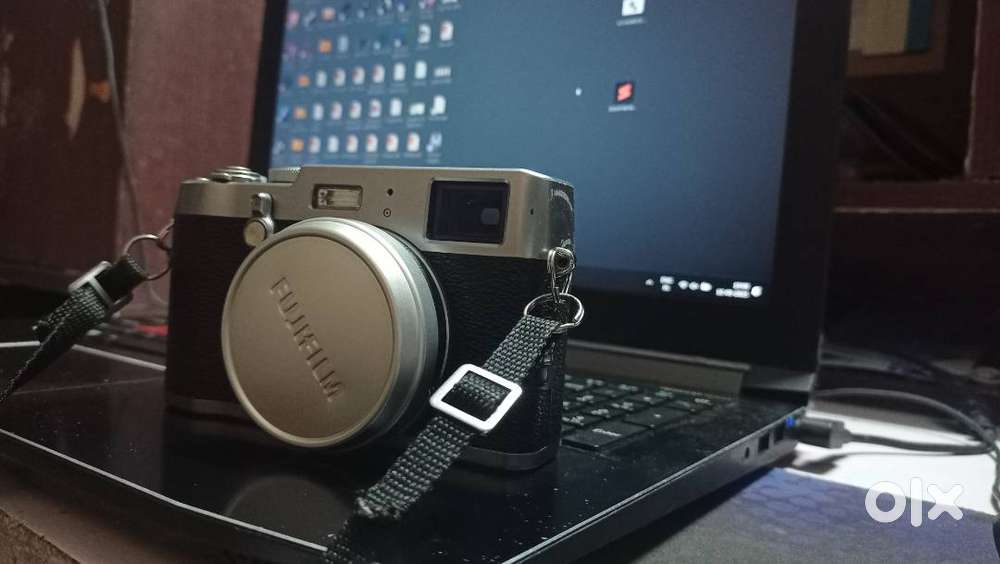 Fujifilm x100t premium fixed lens camera
