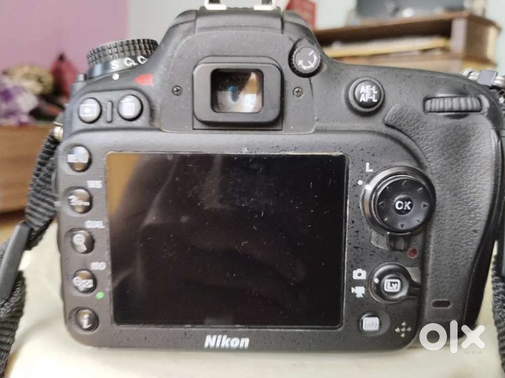 Nikon 7100