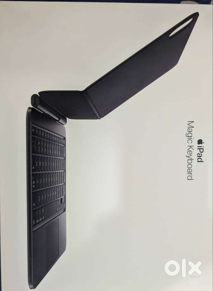 iPad Magic Keyboard Case for iPad Pro 11″ (M4)