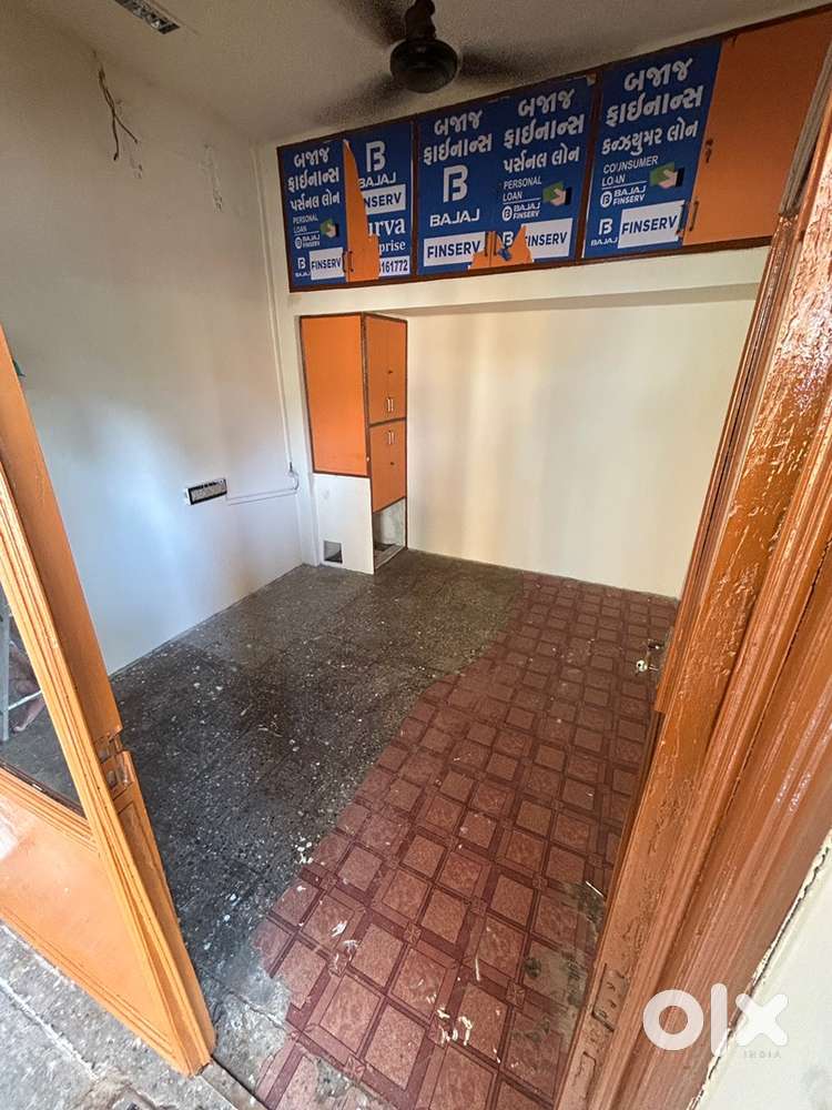 Office or Shop for rent