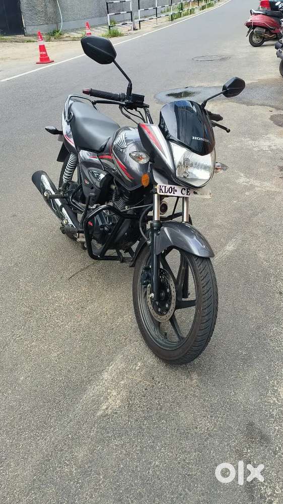 Honda Shine Showroom condition