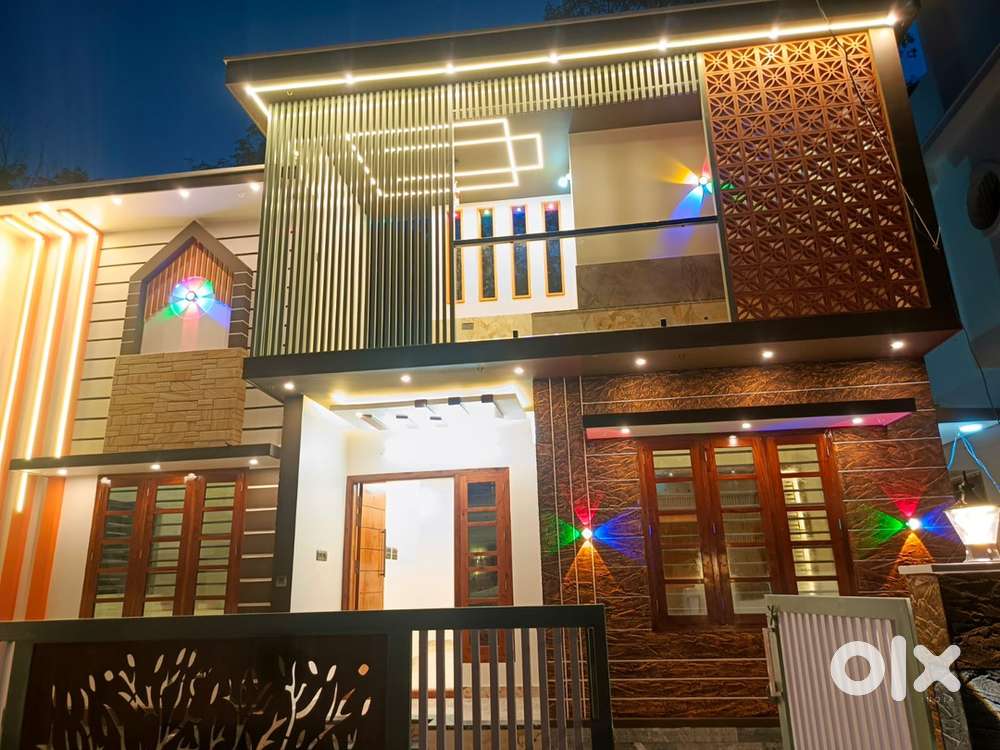 NEW HOUSE SALE @ MALAYINKEEZHU, MACHAIL