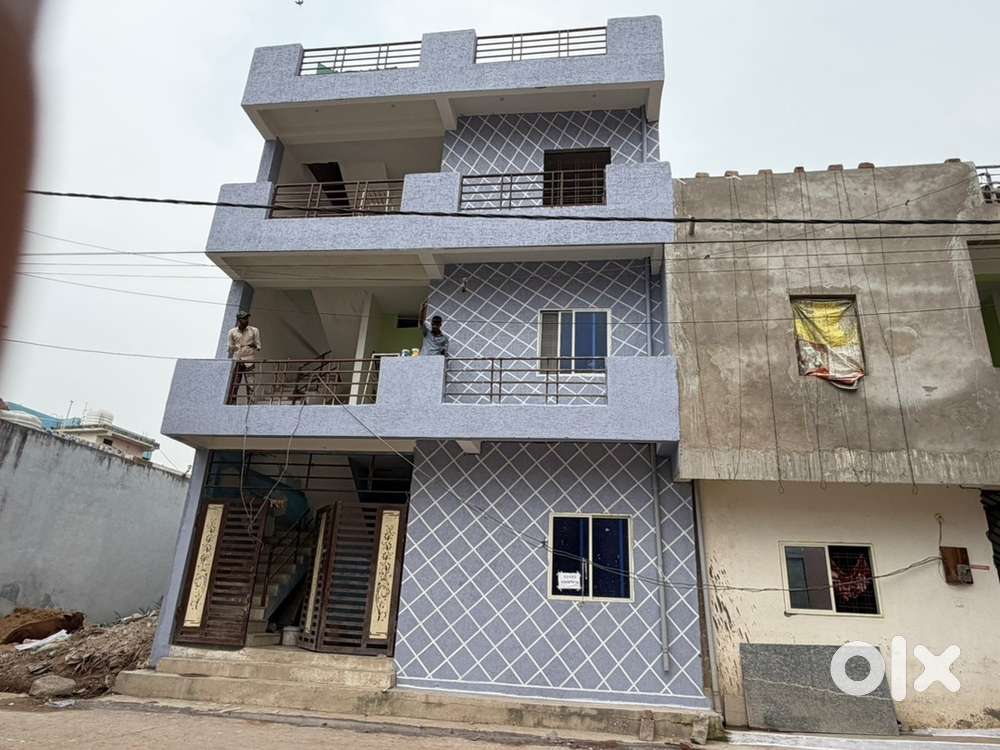 Yadev house